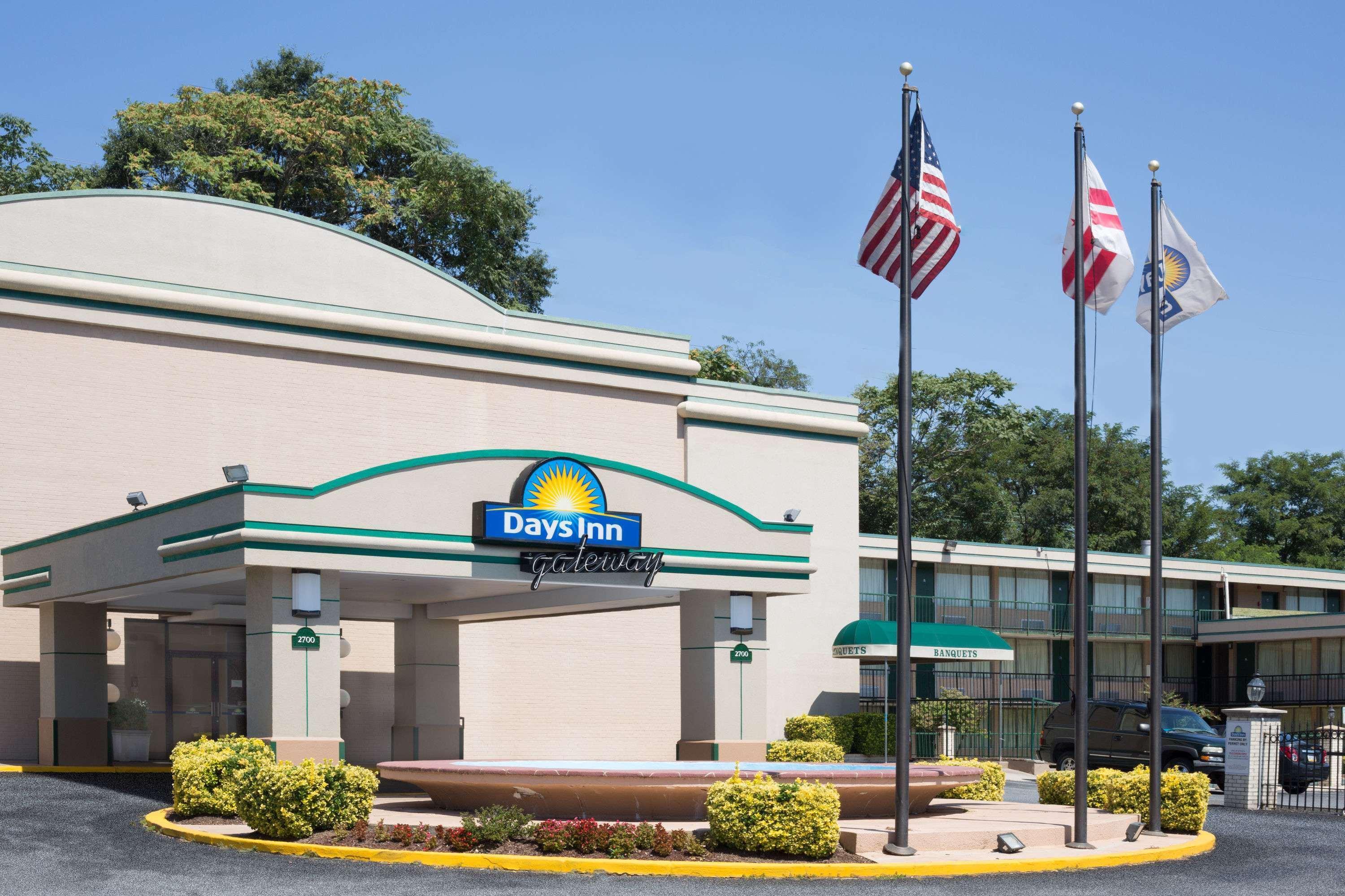 Days Inn By Wyndham Washington Dc/Gateway Exterior photo